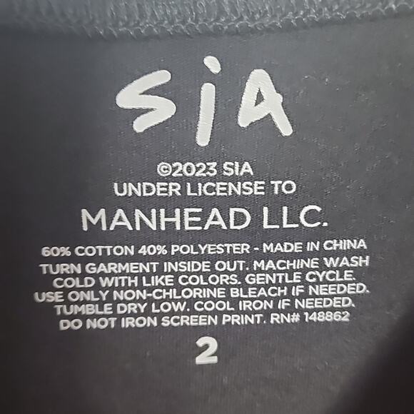 Torrid Sia Classic Fit Crew Neck Tee, NWT, 2X - Picture 4 of 6